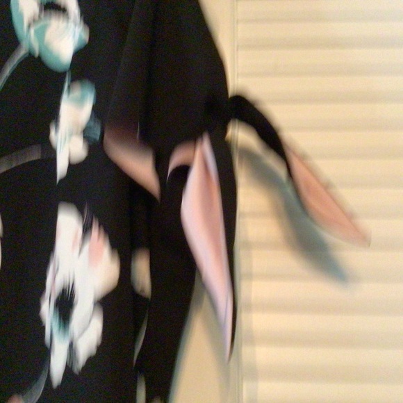 VINCE.CAMUTO/COLD.SHOULDER.DRESS - Picture 5 of 10